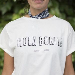 Hola Bonita Tee 🤍